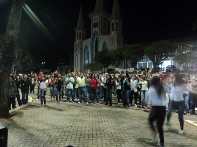Culto Rede Jovem em Xanxerê
