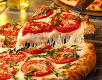 Rodízio de Pizza na Comunidade Cristã de Vera Cruz